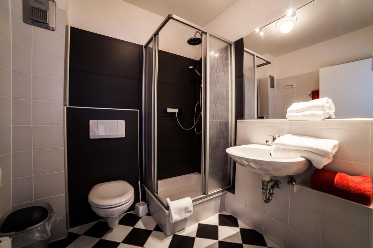 Doppelzimmer mit Balkon