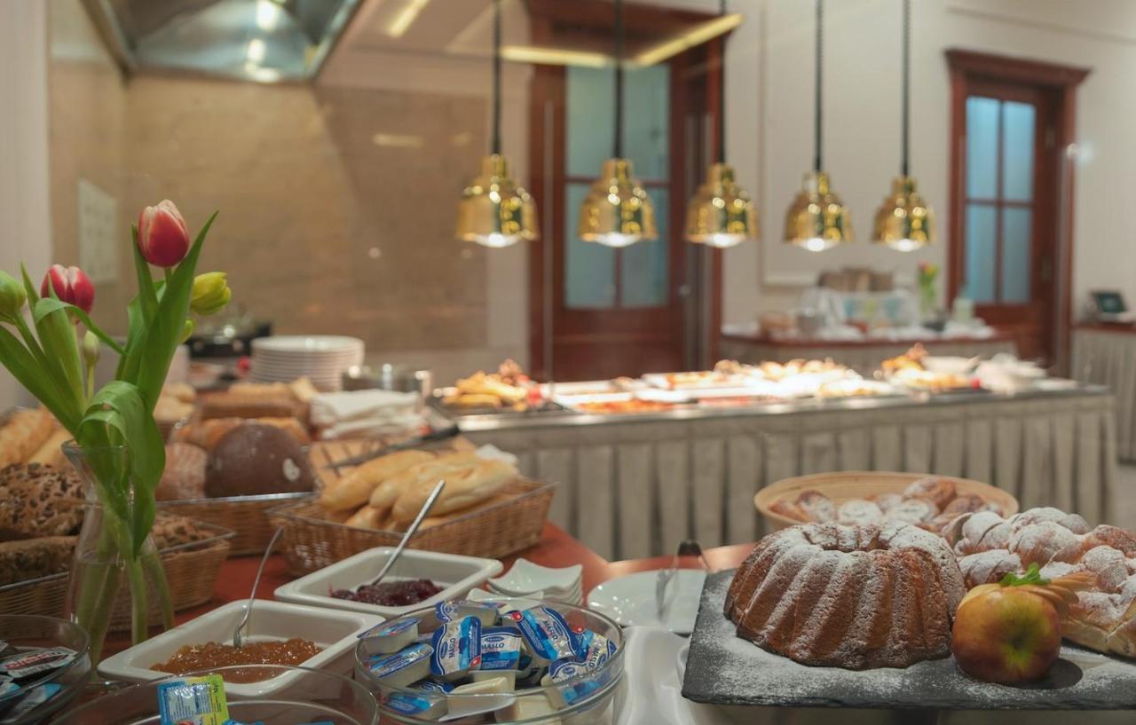 Standard Double Room with Wellness access,1030270936:JPEG