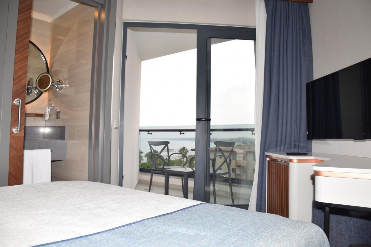 Doppel-/Zweibettzimmer mit Meerblick
