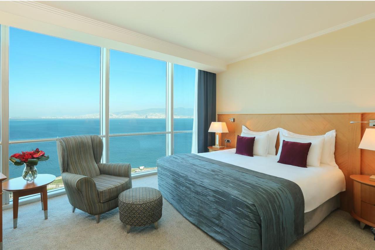 Standard King Room with Sea View - Smoking,1169859898:JPEG
