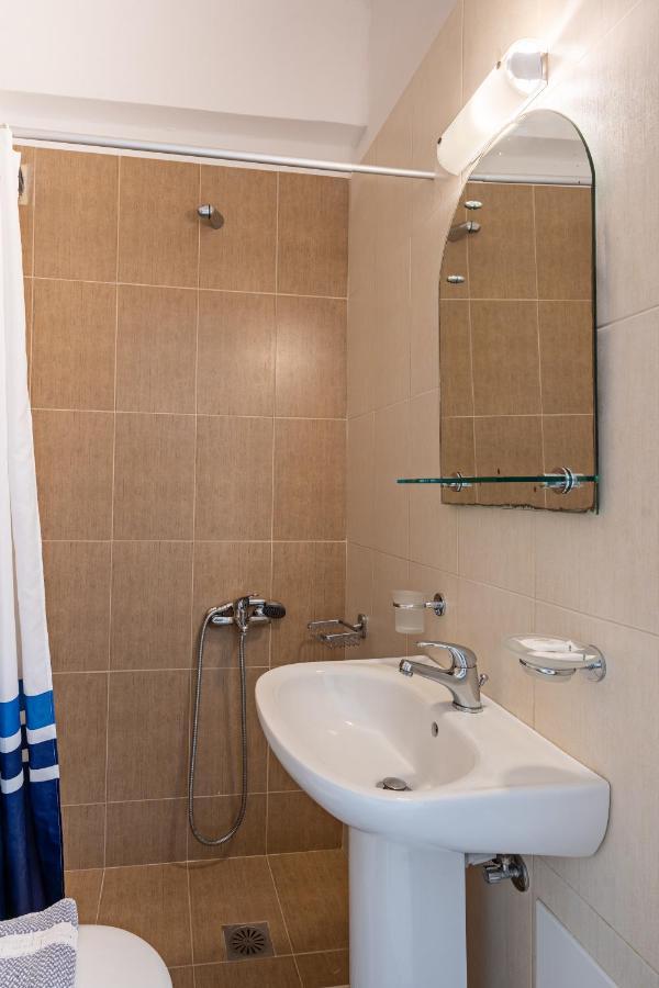 Single Room,1128969069:JPEG