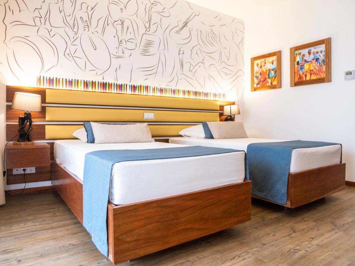 Double or Twin Room,1160155764:JPEG