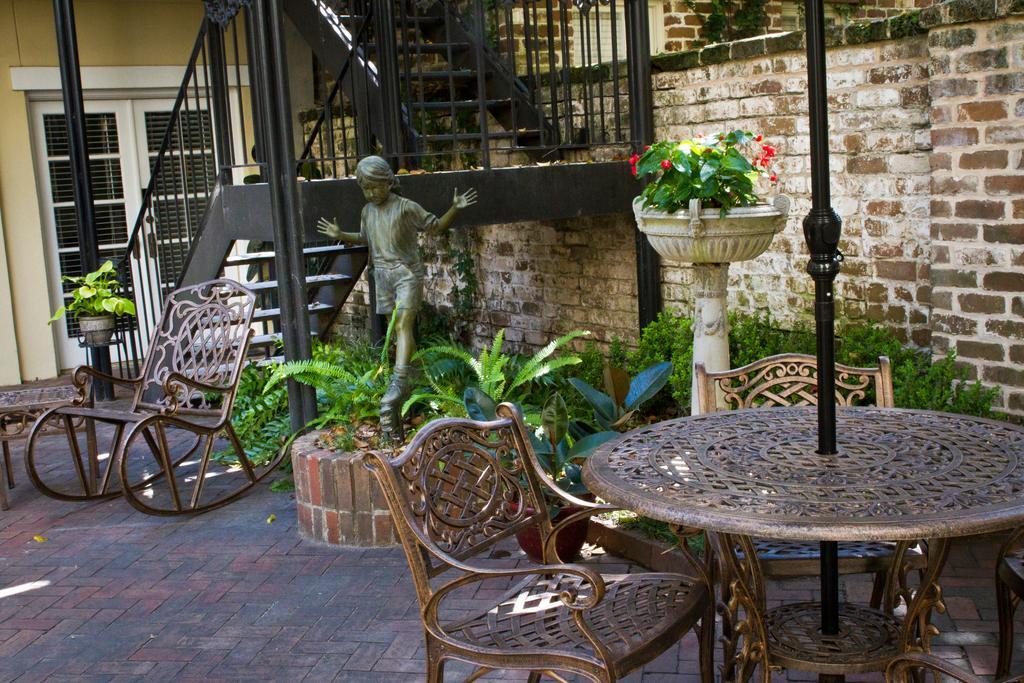 Zimmer Garden Courtyard mit Queensize-Bett