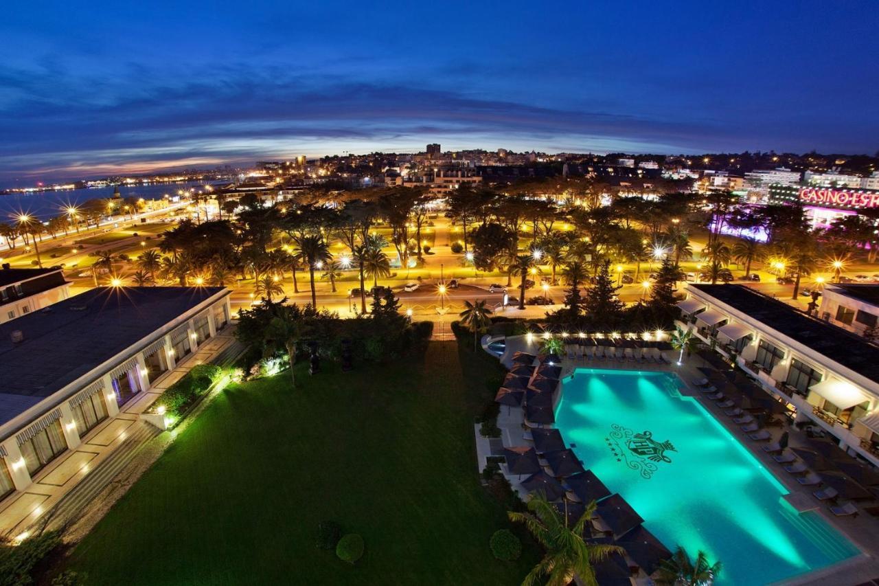 Deluxe Suite mit Poolblick