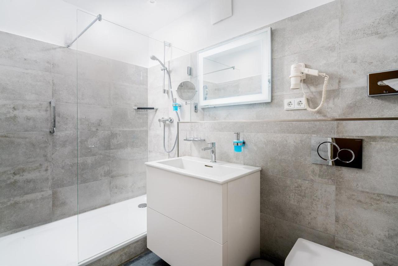 Suite with Sea View,1194668557:JPEG