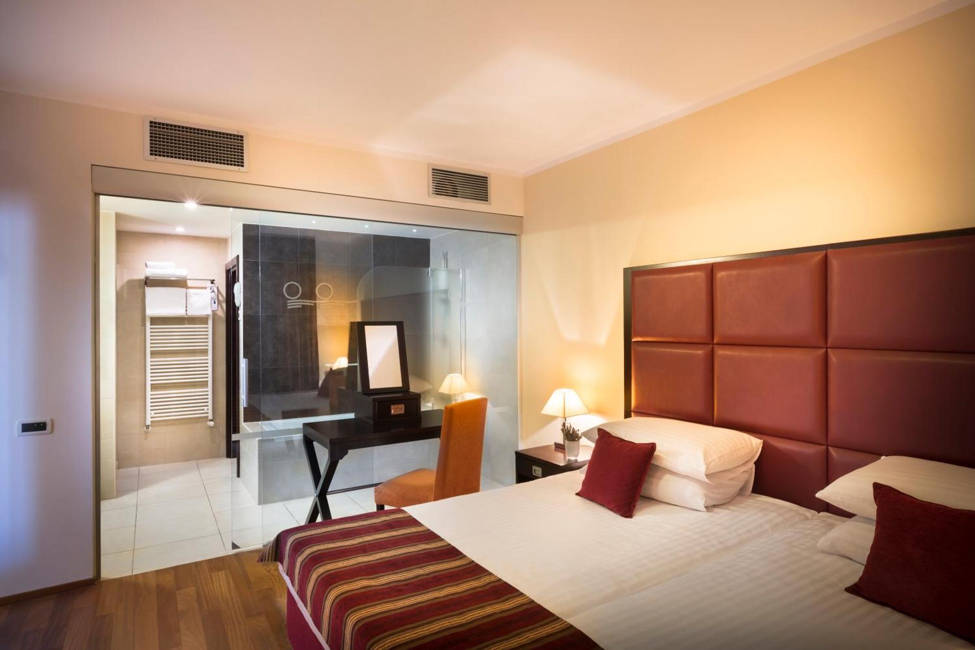 Suite für 2 + 2 Personen mit Meerblick