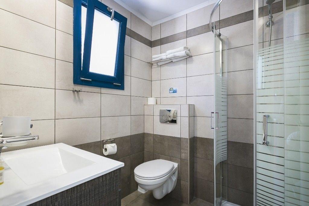 Deluxe Two Bedroom Apartment a Panoramic Sea View,1588407249:JPEG