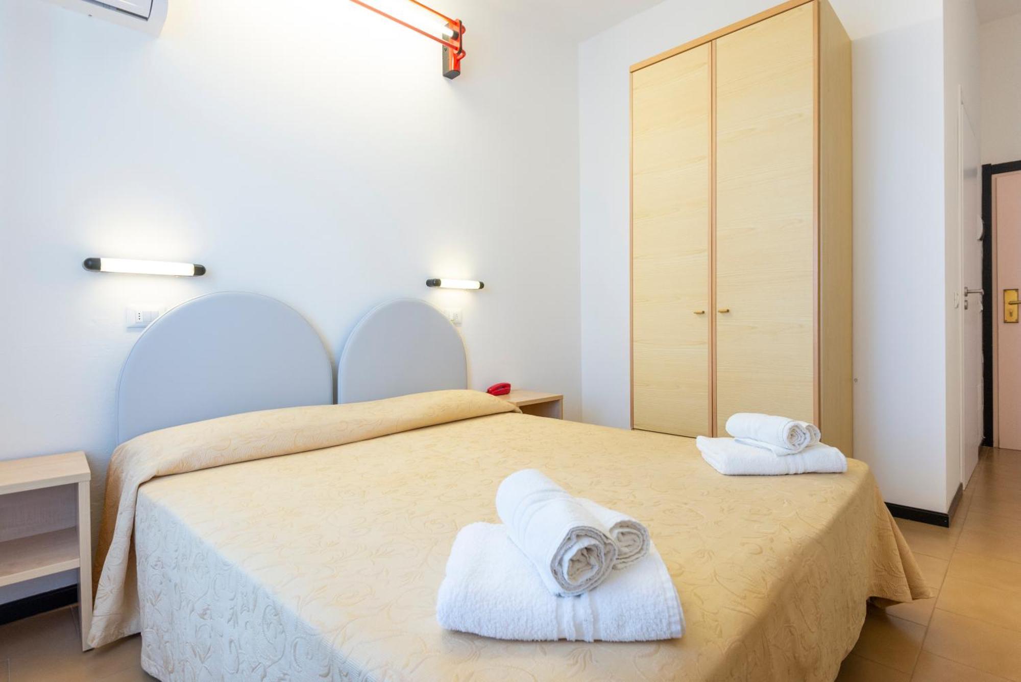 Double Room,1215968785:JPEG