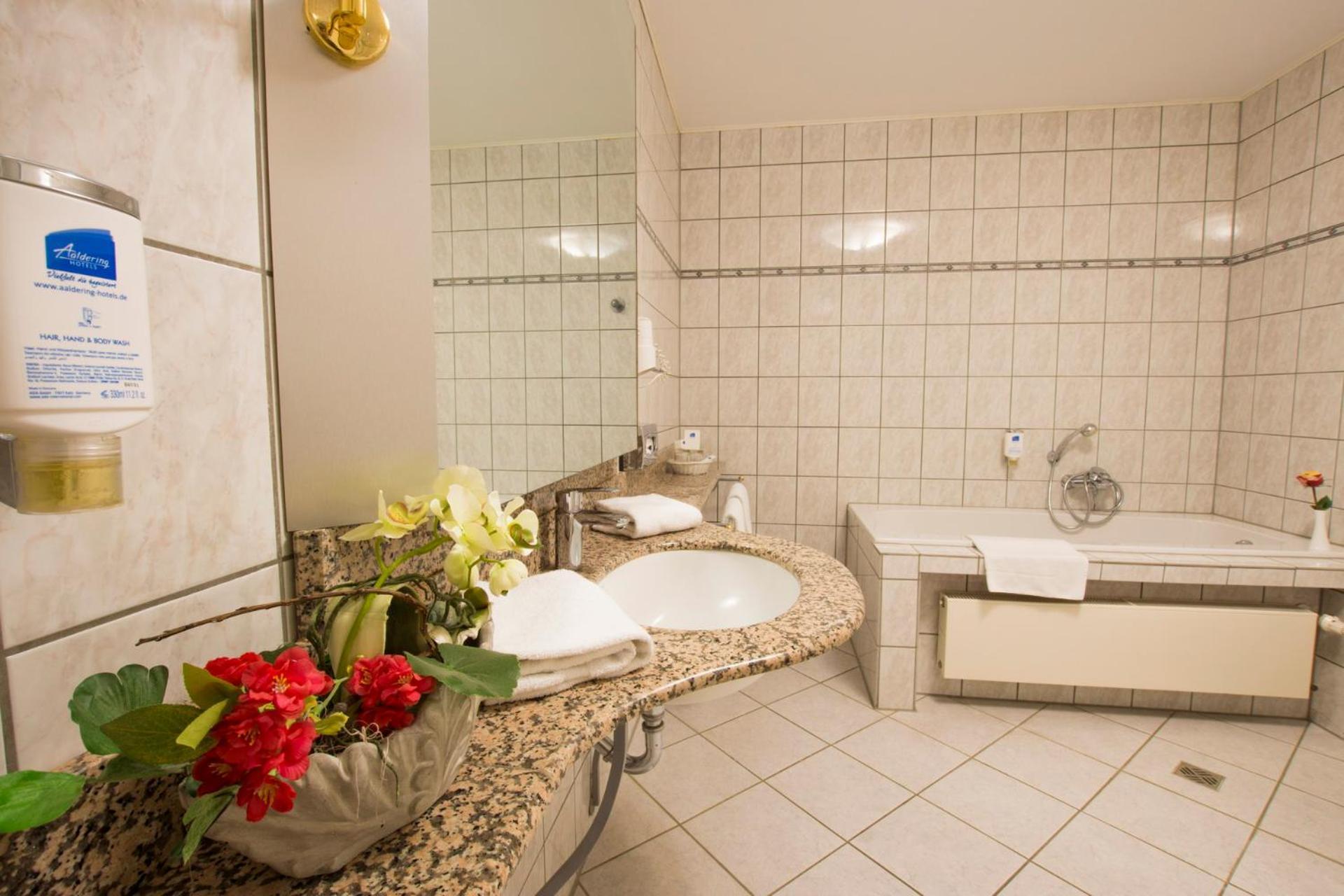 Palace Double Room,1219281580:JPEG