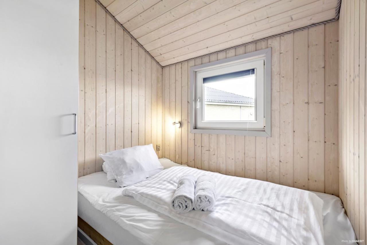Two-Bedroom Cottage with Shared Bathroom,1345937258:JPEG