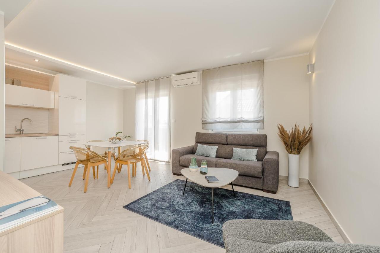 Digital Nomads Package - Superior One-Bedroom Apartment with Free Airport Shuttle,1394215412:JPEG