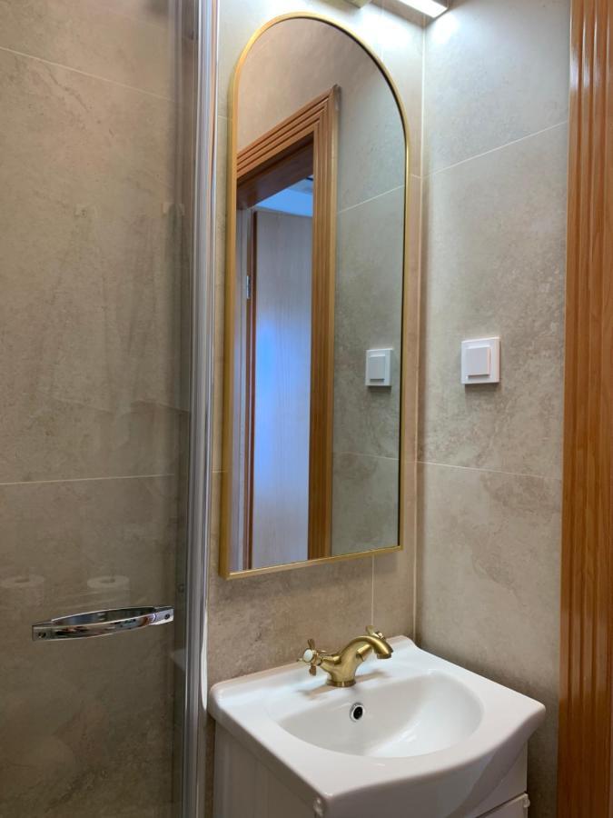 Double Room Private Bathroom,1228710725:JPEG