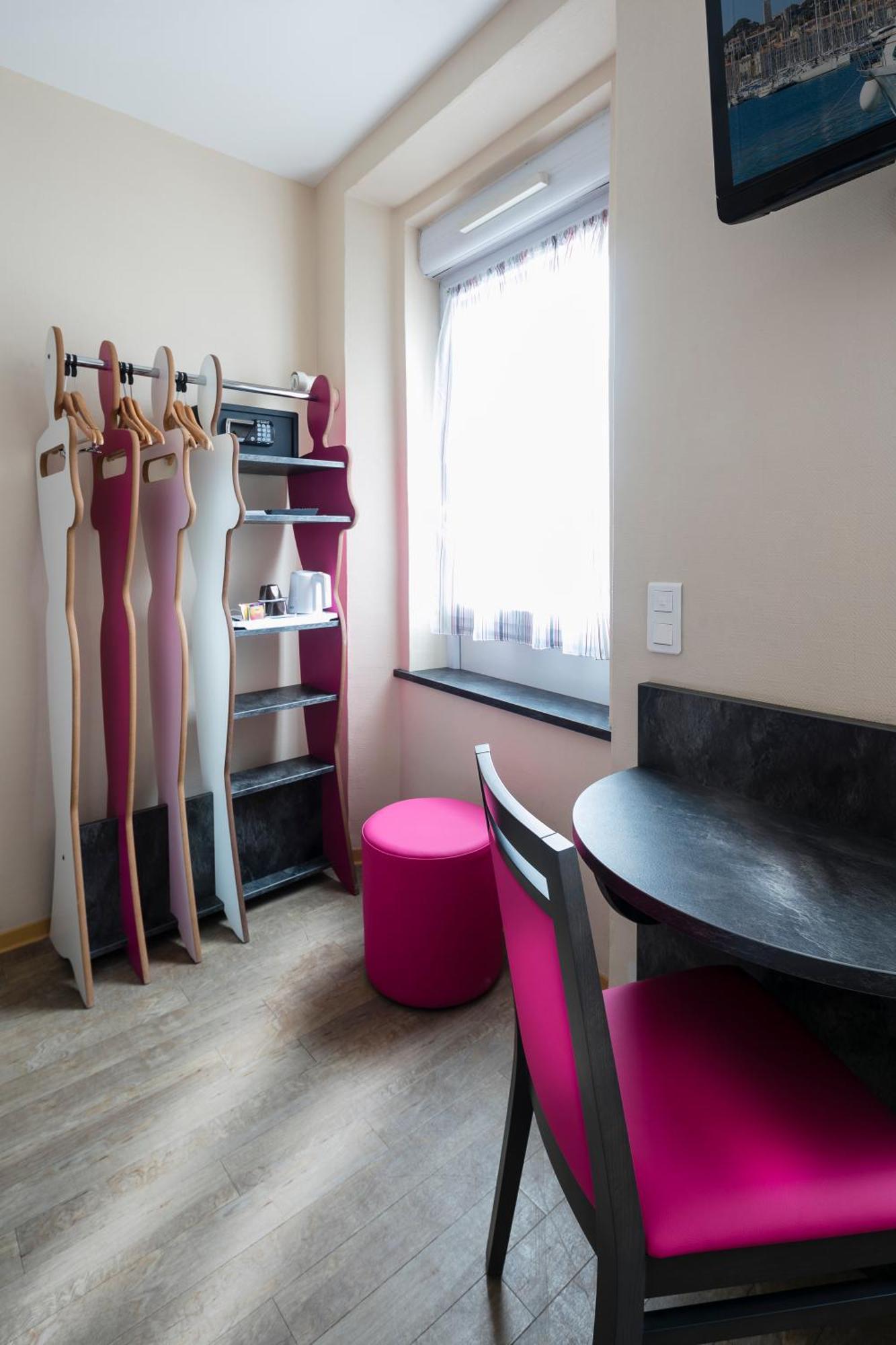 Standard Twin Room,1273764682:JPEG