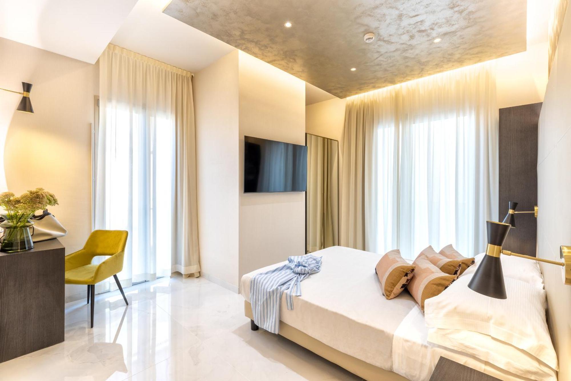 Large Double Room