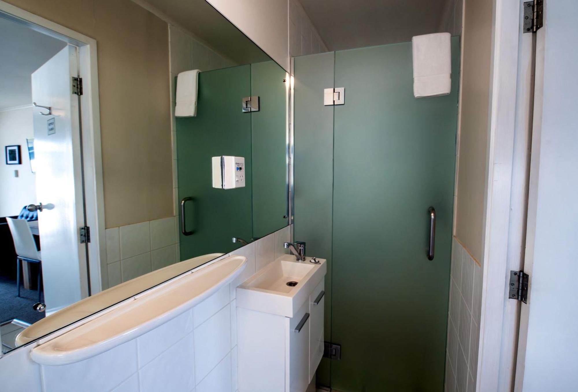 Standard Studio Unit,1544292421:JPEG