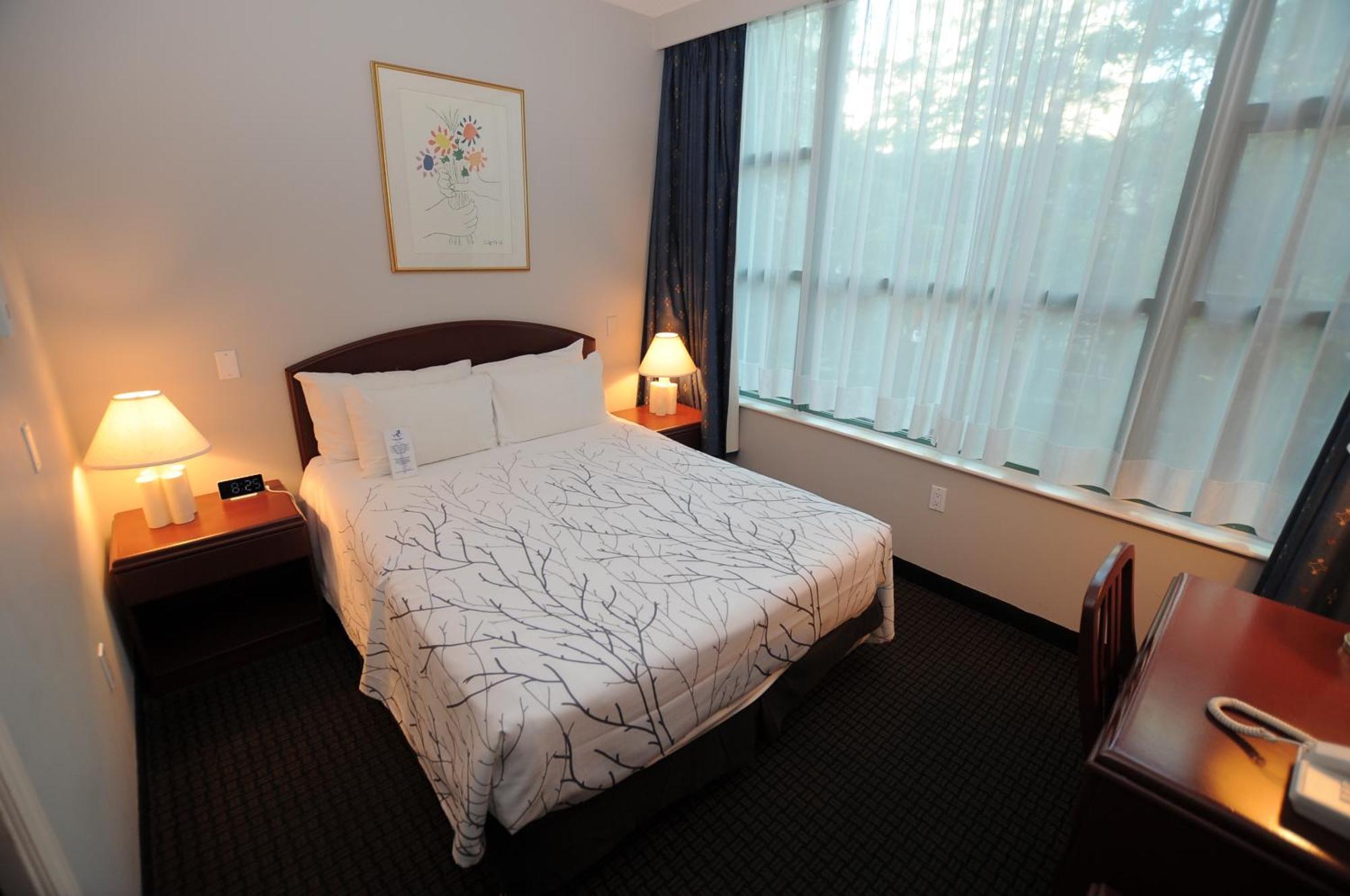 Superior Queen Room,1212645679:JPEG