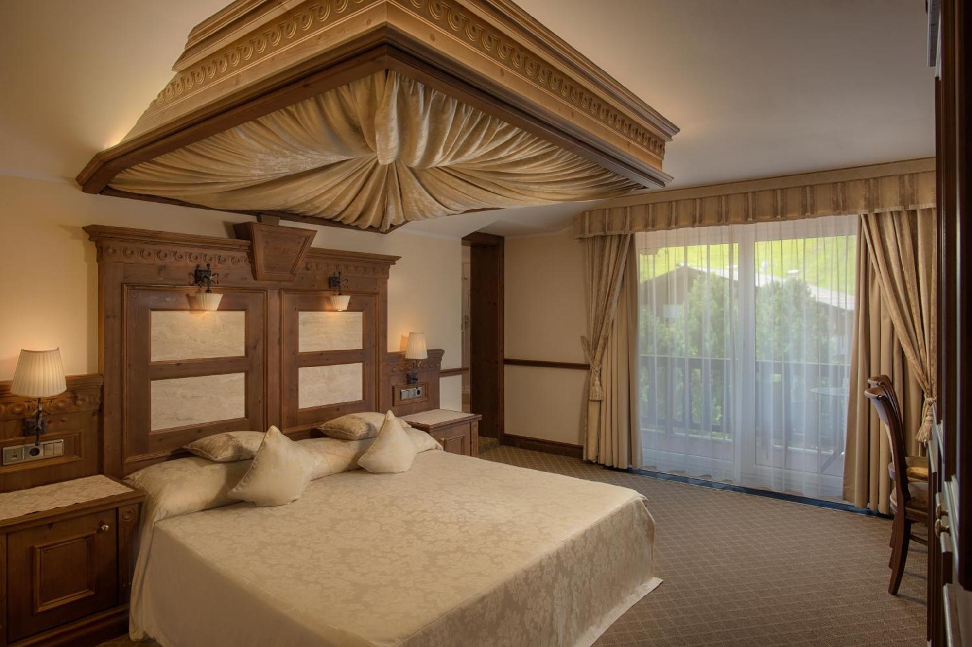 Superior Double Room,1556221186:JPEG