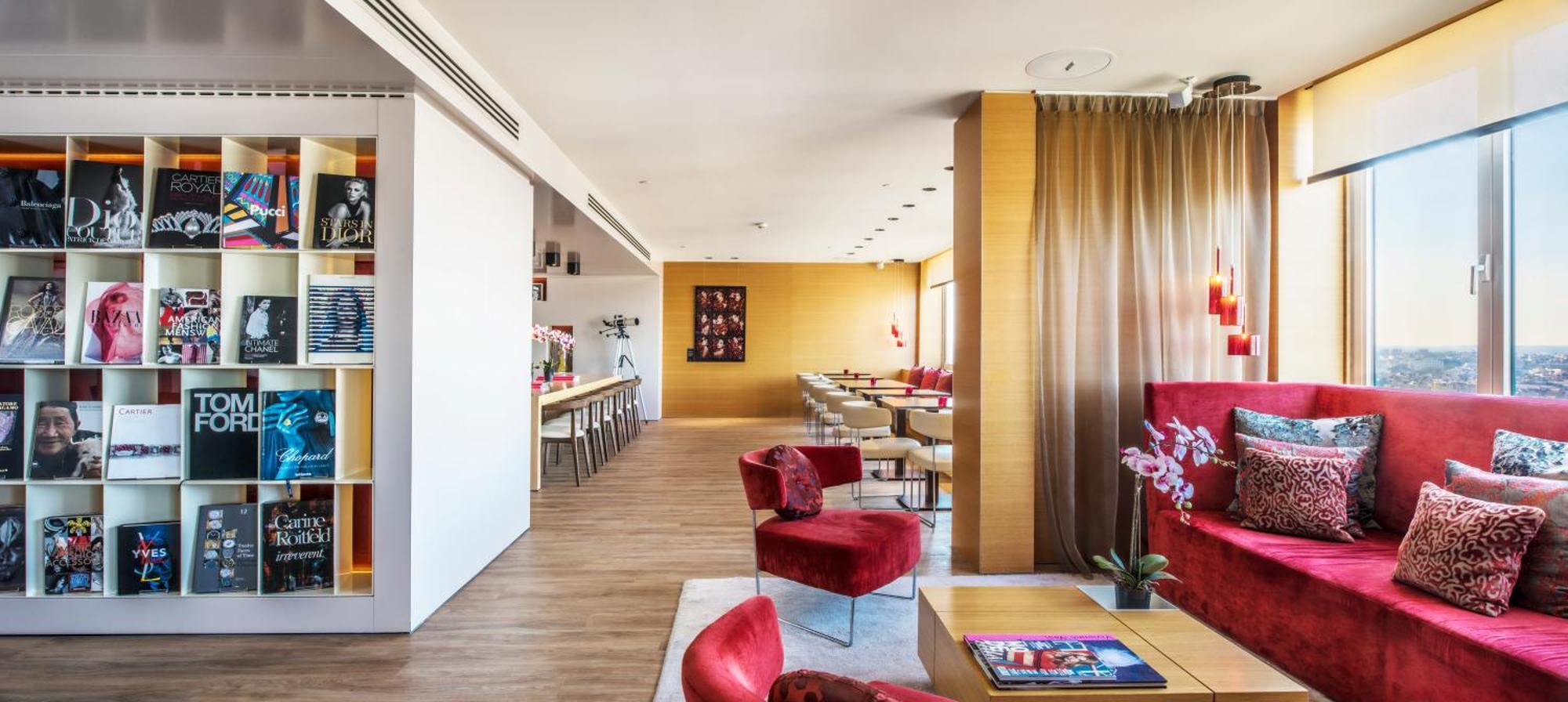 Deluxe Zimmer mit Panoramablick – inklusive Zugang zur Lounge