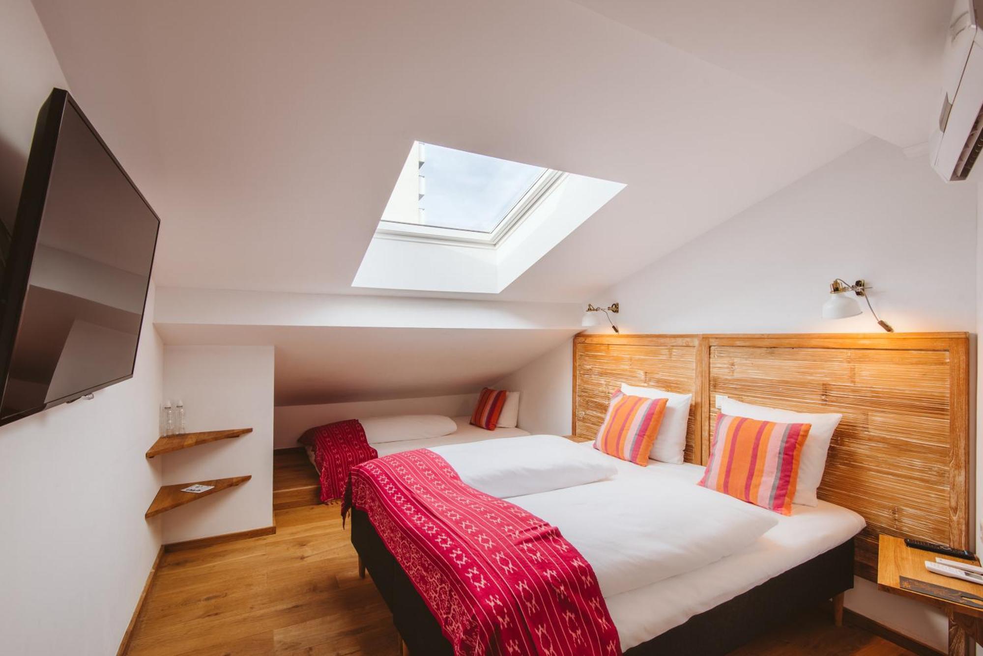 Comfy Sky,1627236902:JPEG