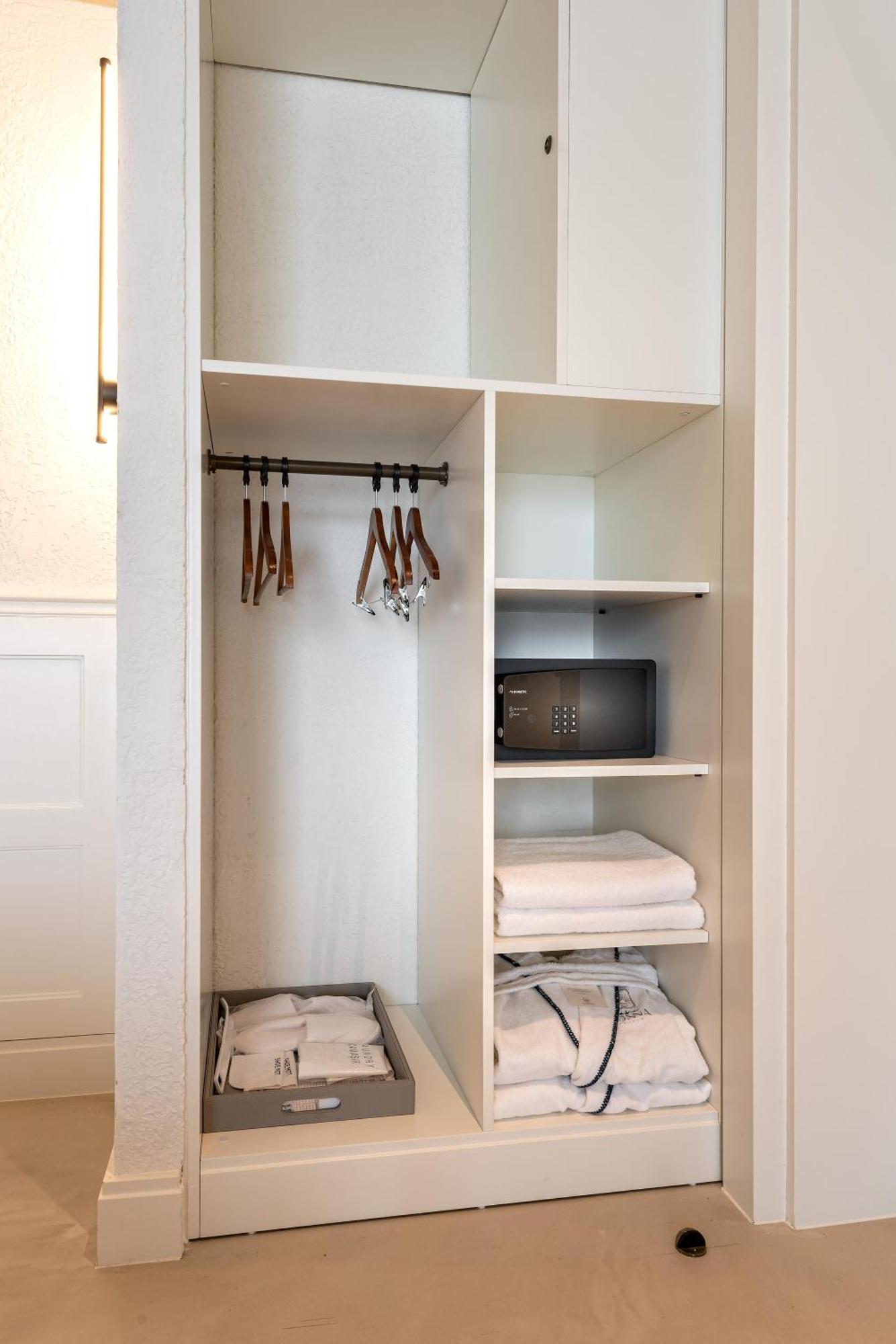 Deluxe Zimmer mit Meerblick und Balkon