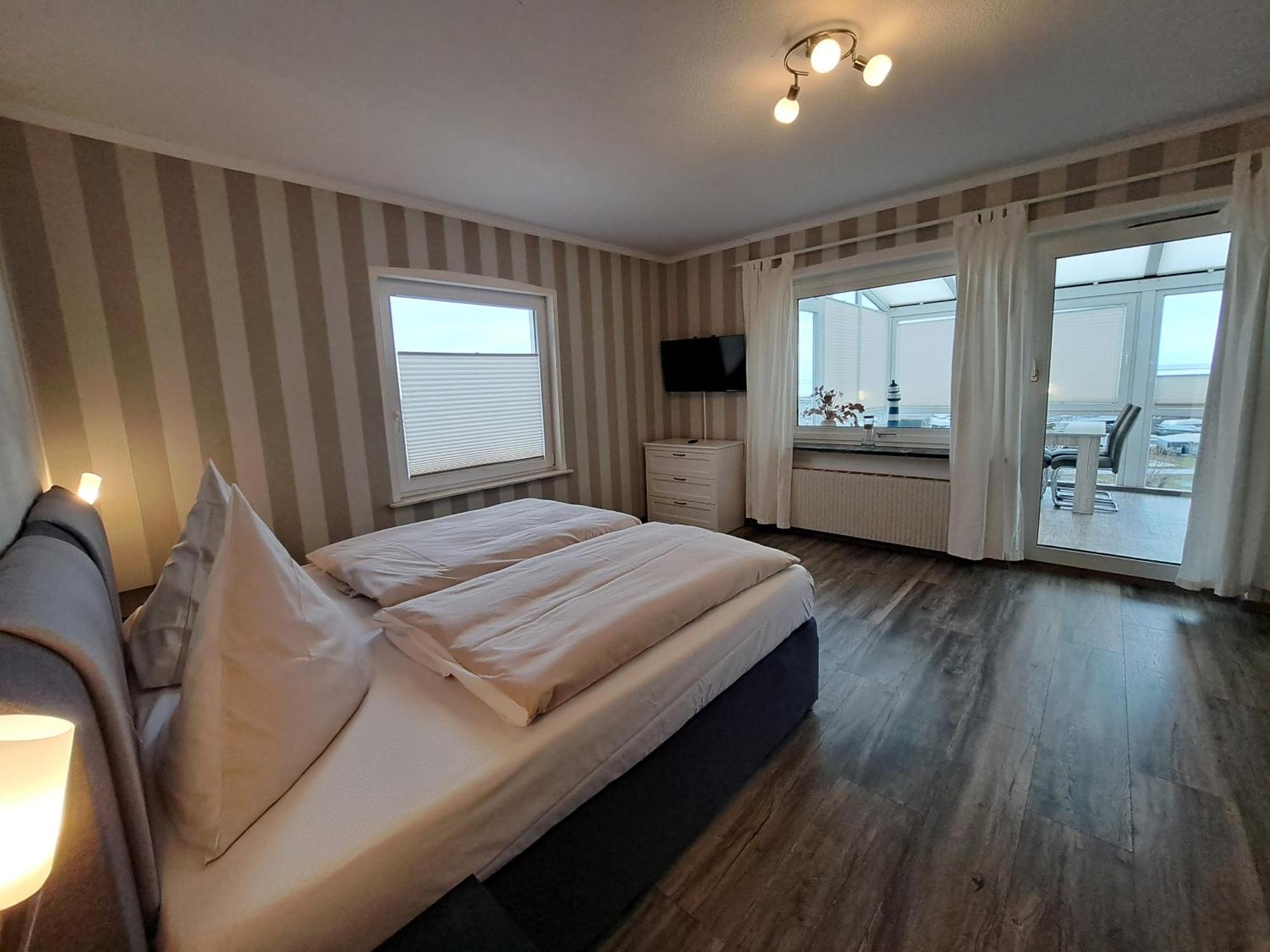 Deluxe Apartment,1640372203:JPEG