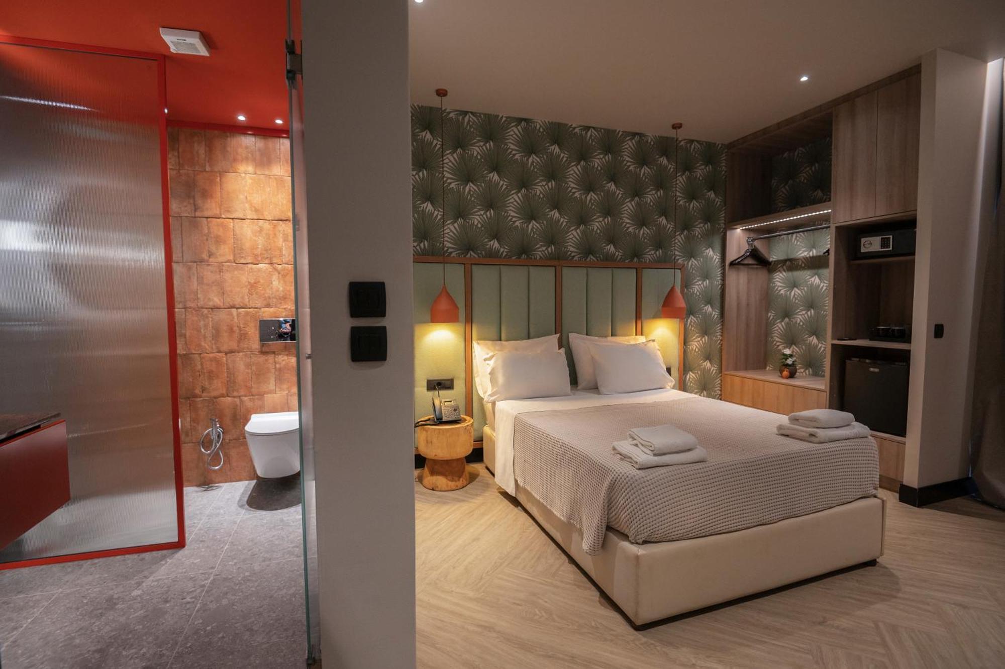 Superior Double Room Pool View