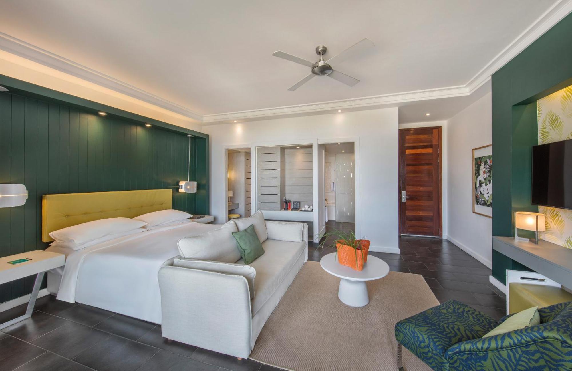 Junior Suite - Beachfront,1659479947:JPEG