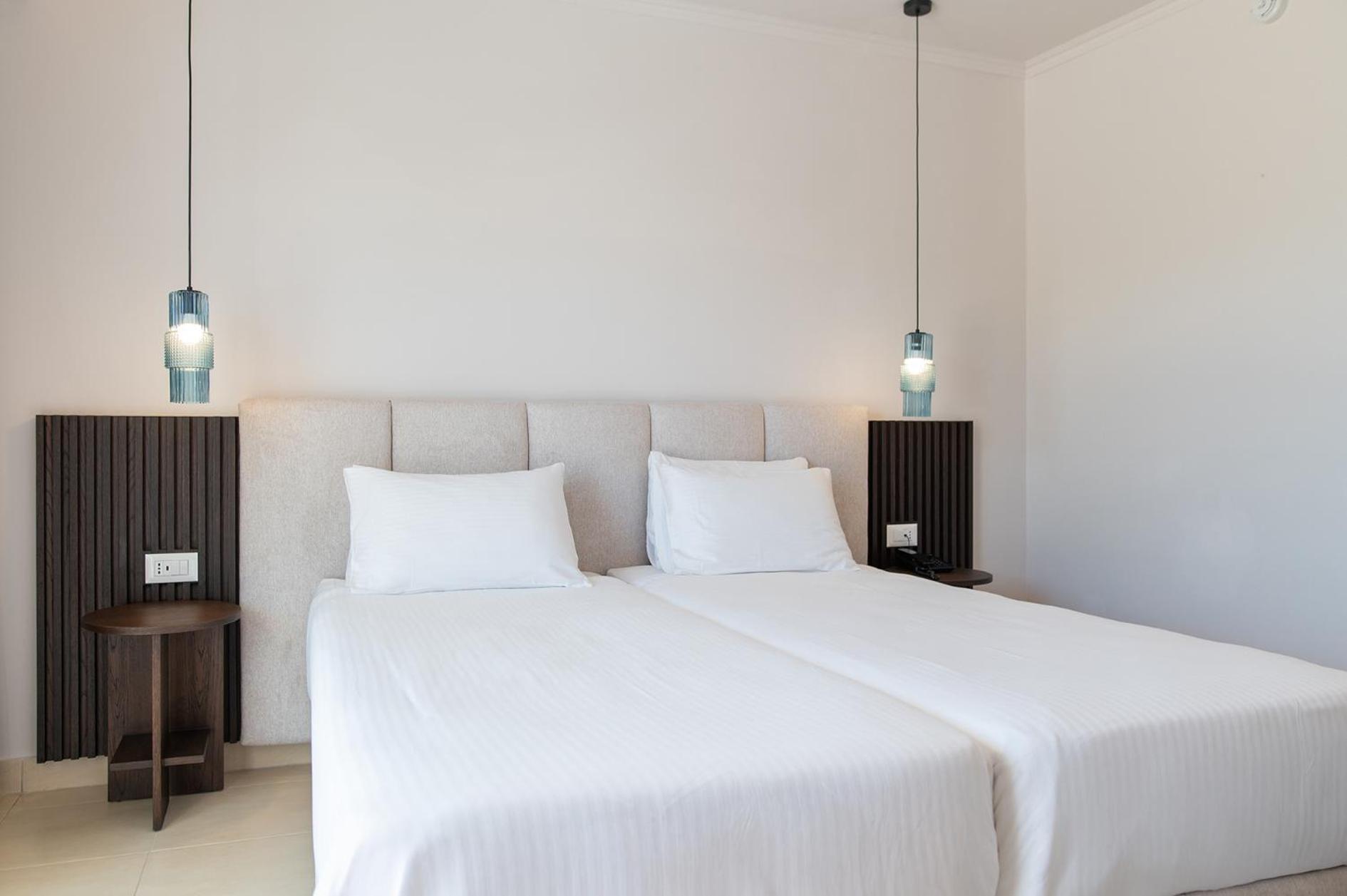 Junior Suite,1695767582:JPEG