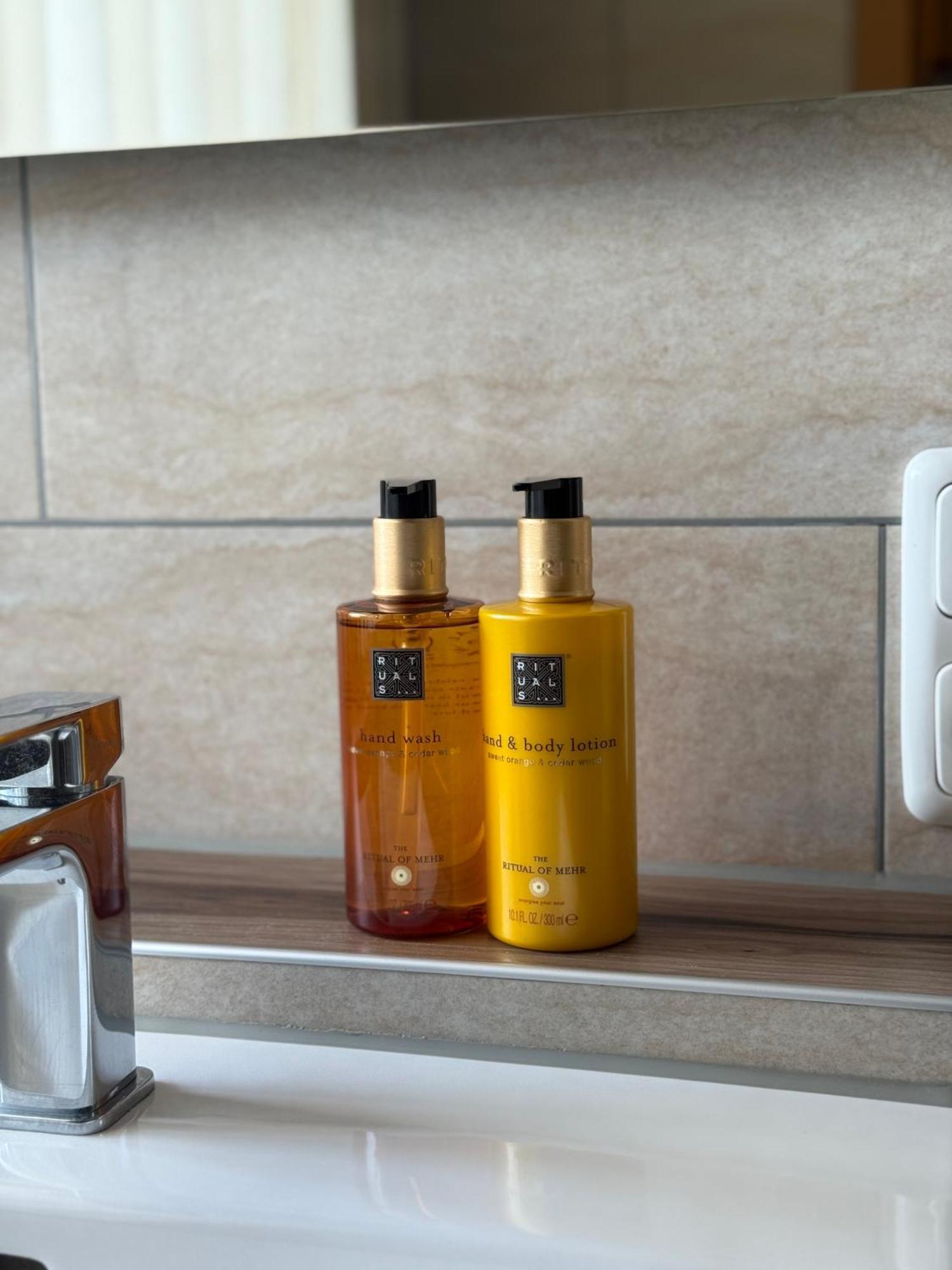 Double Room with Balcony,1699010890:JPEG