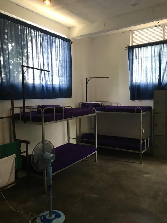 Bett im gemischten Schlafsaal mit 16 Betten
