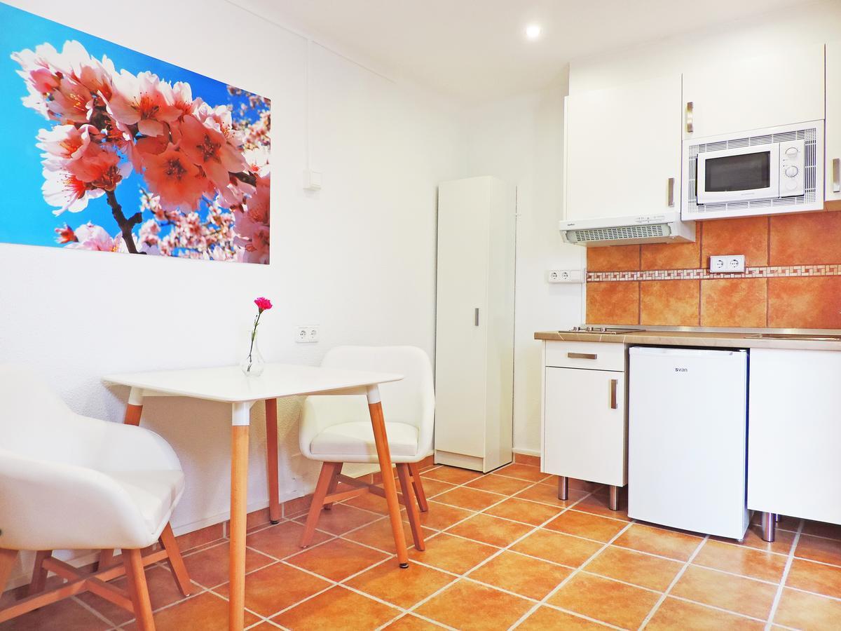 Apartment im Dachgeschoss mit 1 Schlafzimmer, Meerblick und Küche (2 Erwachsene)