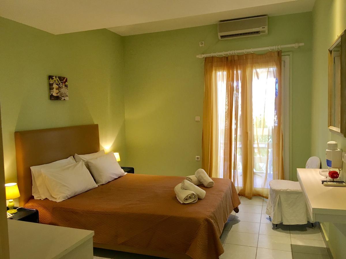 Standard Double Room with Garden View,658301631:JPEG