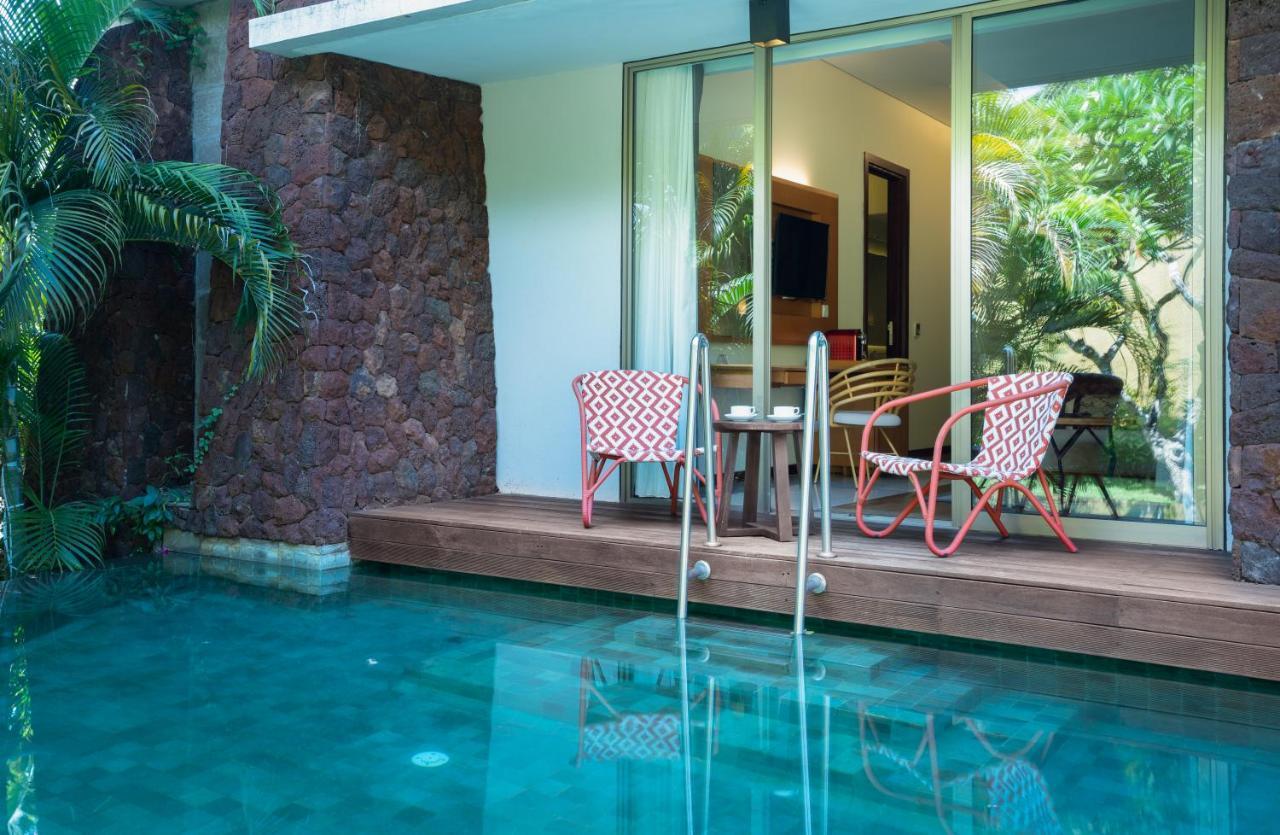 Deluxe Doppel-/Zweibettzimmer mit Zugang zum Pool