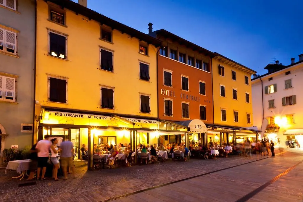 Hotel Centrale-1