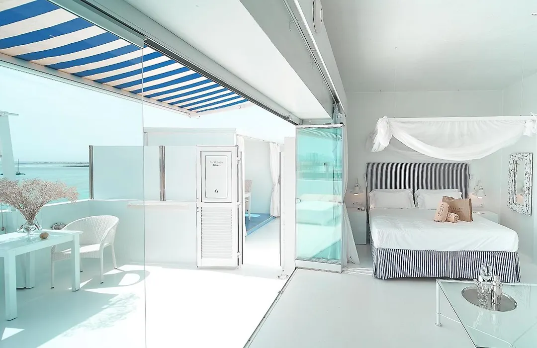 Avanti Lifestyle Hotel - Only Adults-1