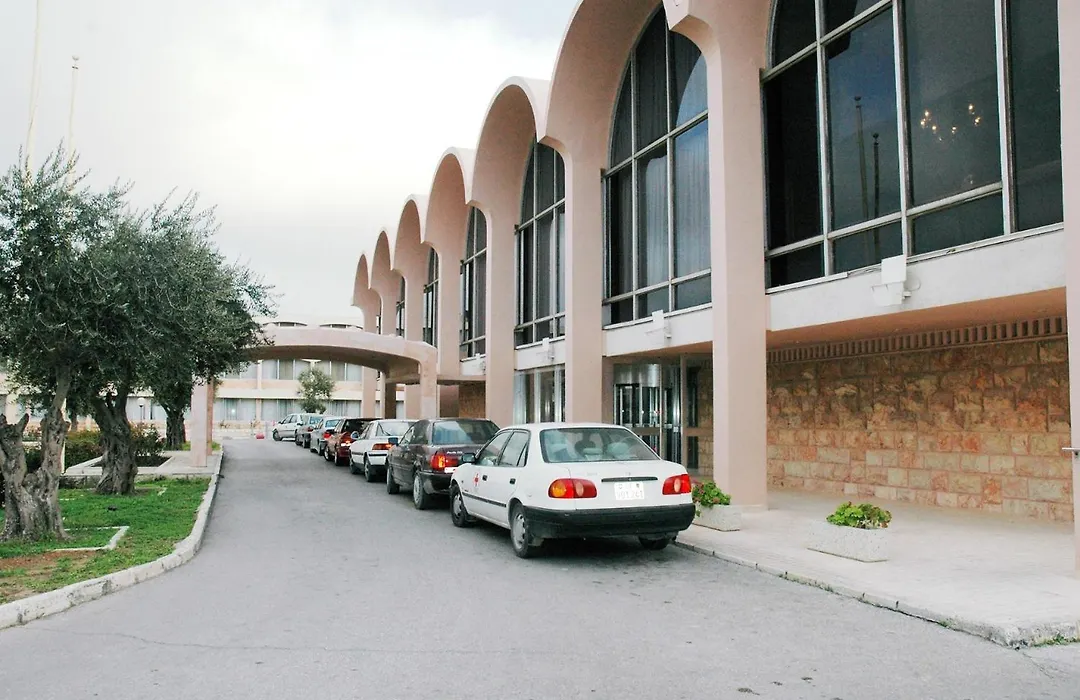 Seven Arches Hotel-1