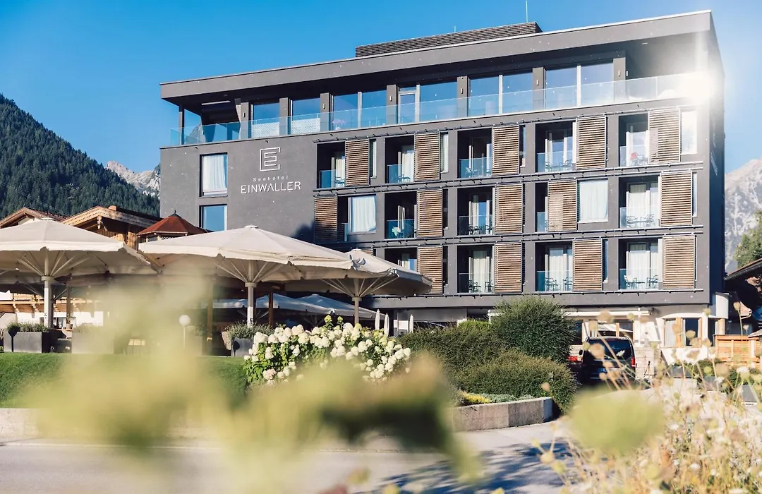 Seehotel Einwaller - adults only-1