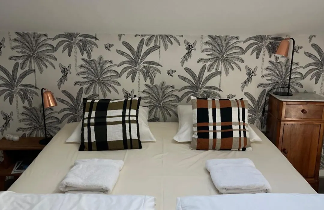 Cassis Hostel-1