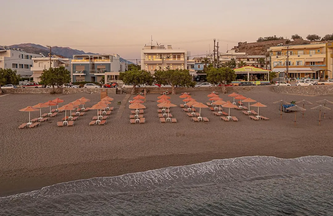Pal Beach-1