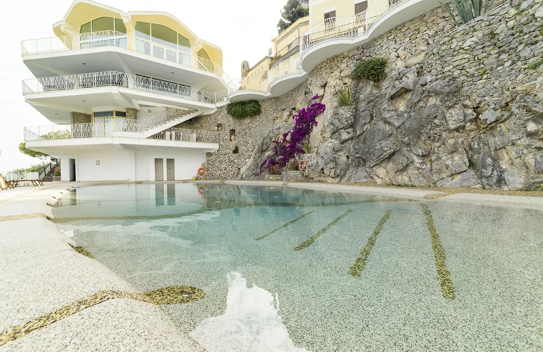 Grand Hotel Excelsior-1