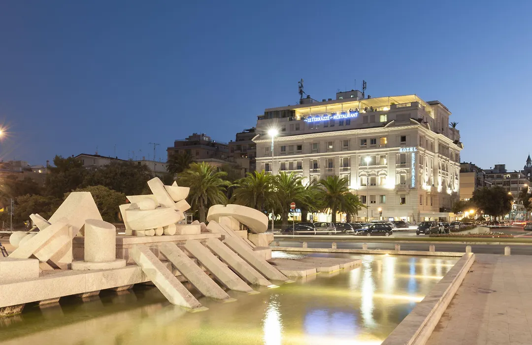 Hotel Esplanade-1