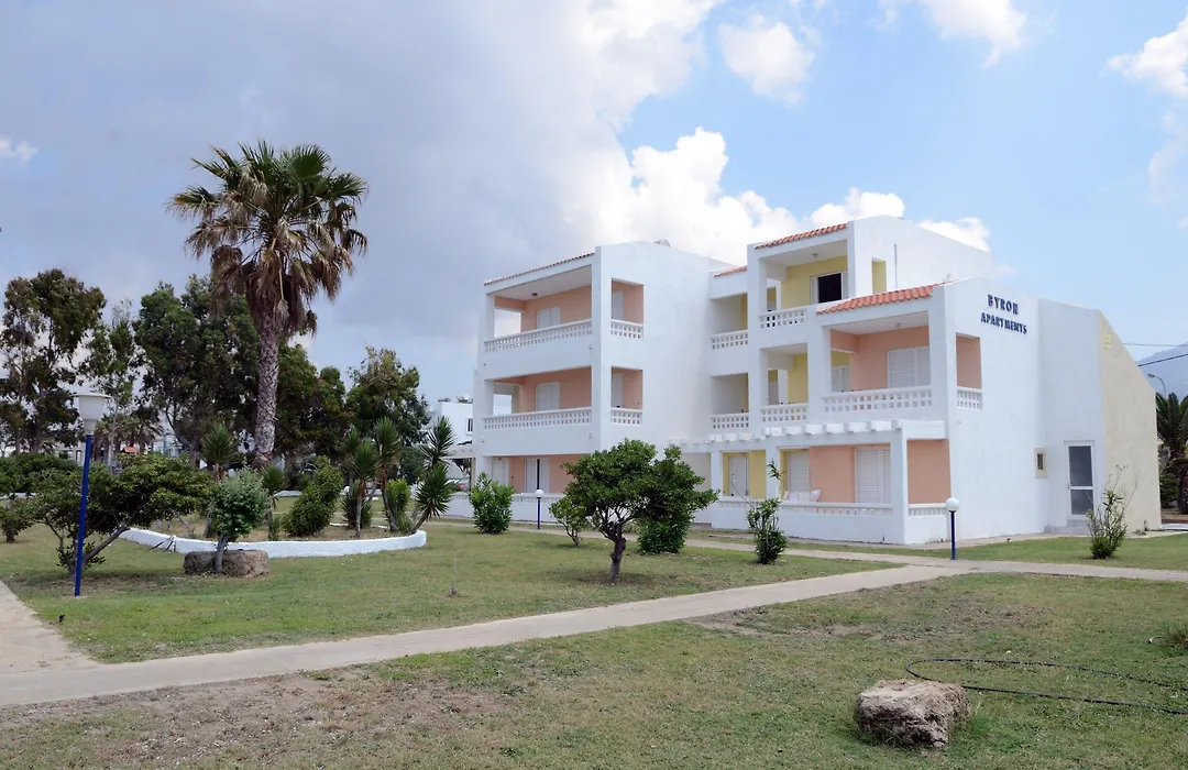 Byron Apartments-1