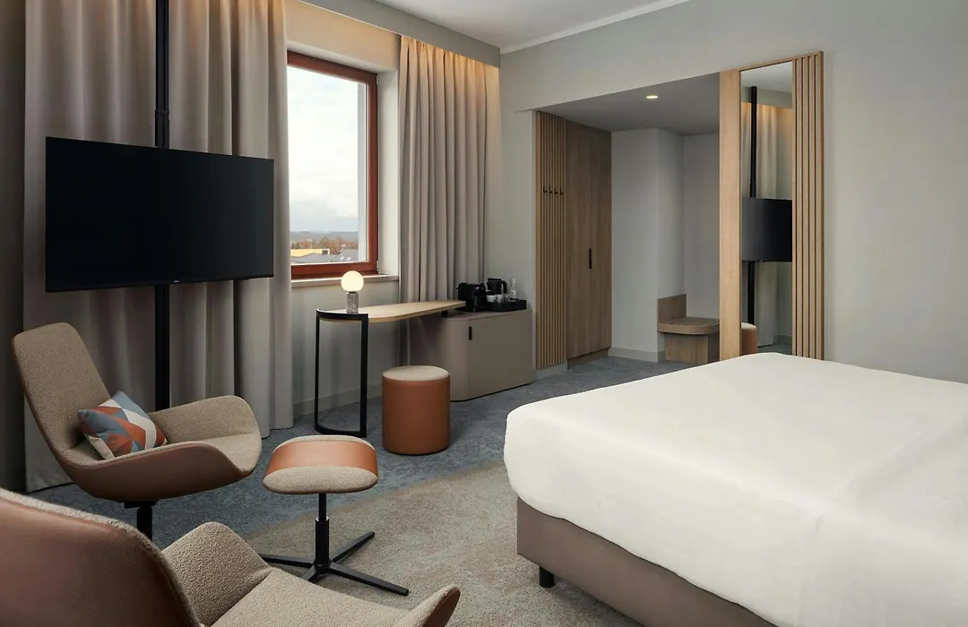 Courtyard By Marriott Pilsen-1