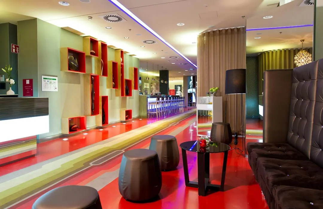 Leonardo Hotel Berlin Mitte-1