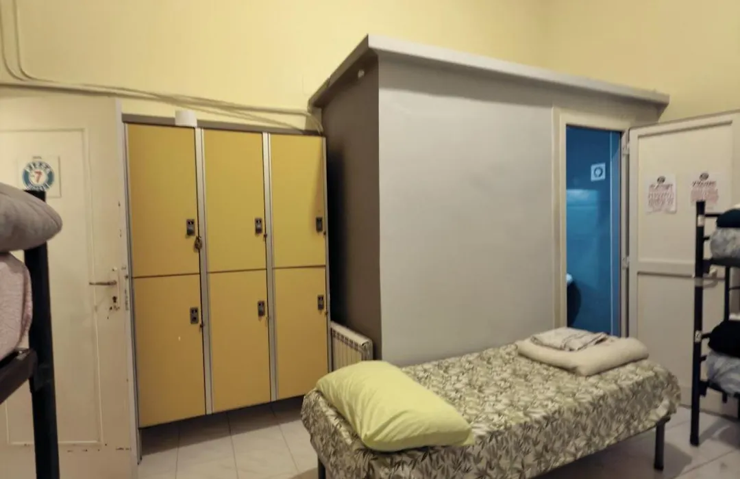 Naples Pizza Hostel-1