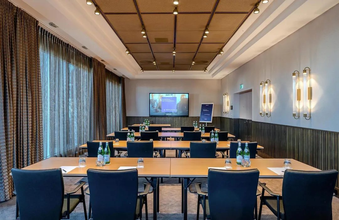 Radisson Blu Senator Hotel, Lübeck-1