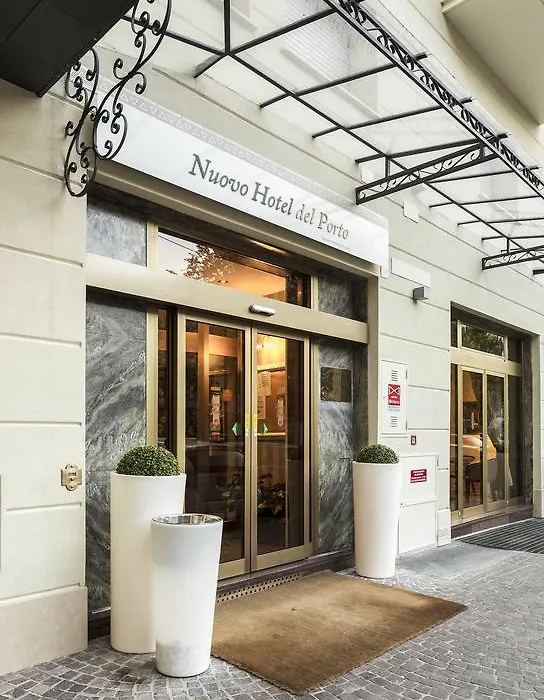 Nuovo Hotel Del Porto-1
