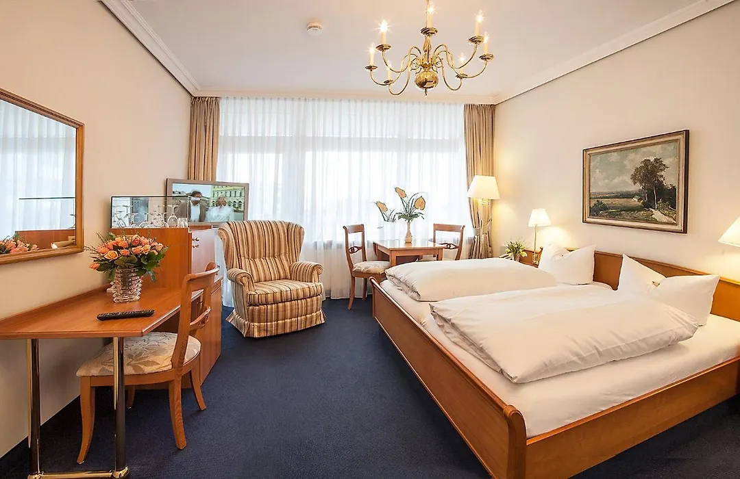 Strandhotel Monbijou Gmbh Garni-1