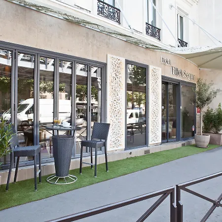Hotel Eiffel Segur-3