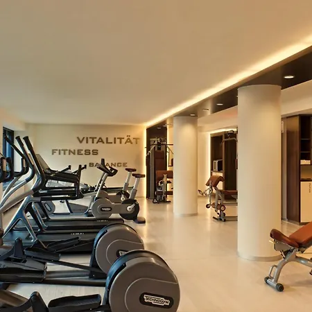 Estrel Hotel-2